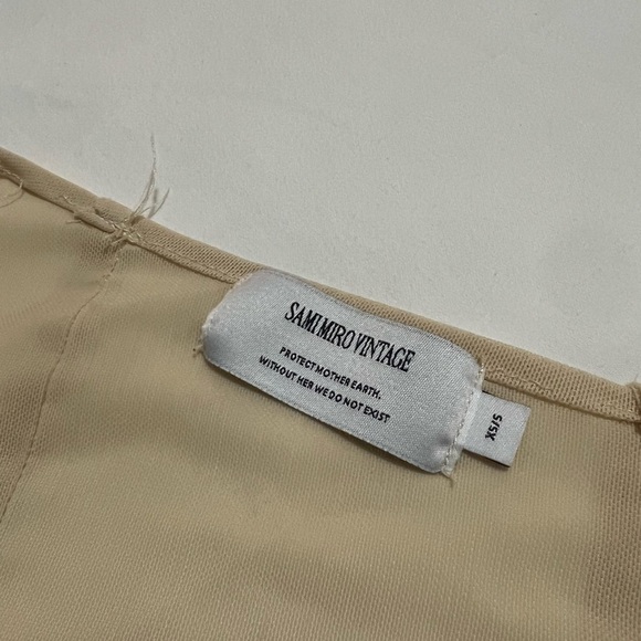 SAMI MIRO VINTAGE open seam scarf top​​​​​ - Picture 7 of 7